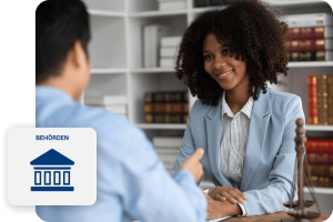 Frau und Mann im Büro